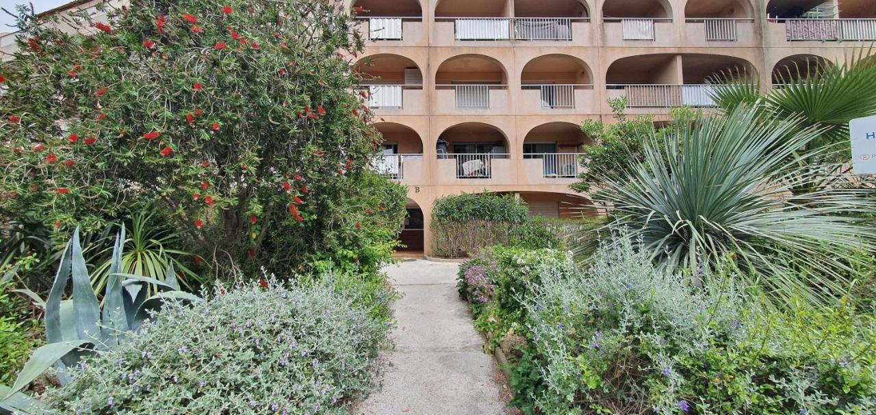 L'Etoile Sous Les Pins - La Loge Apartment Hyeres Luaran gambar