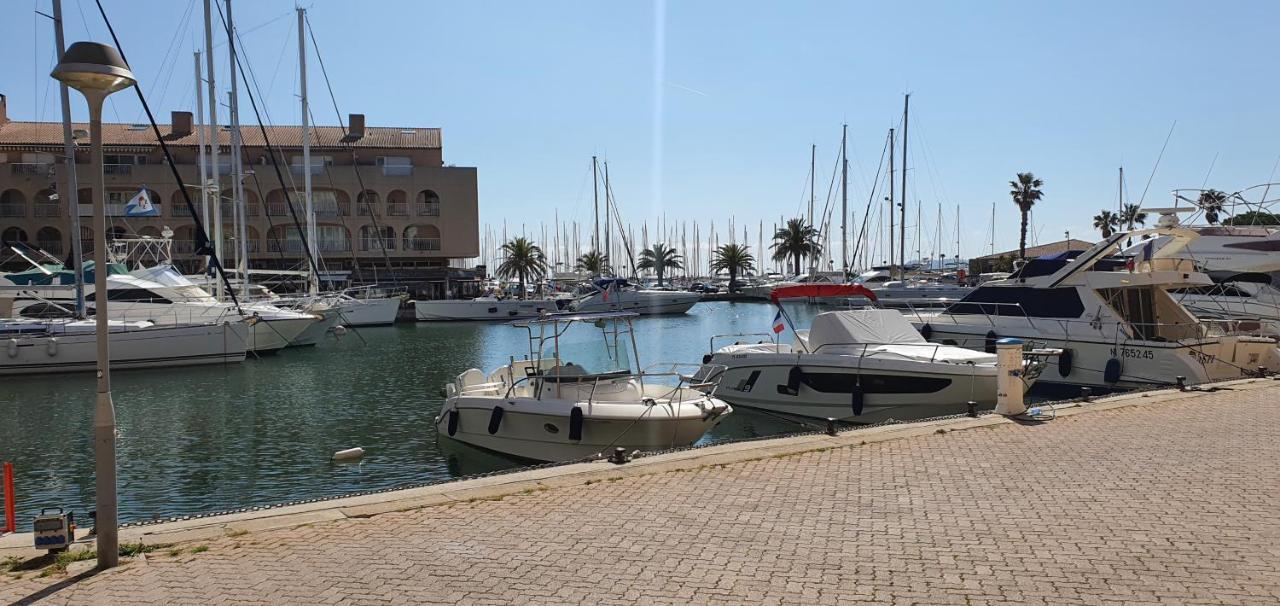 L'Etoile Sous Les Pins - La Loge Apartment Hyeres Luaran gambar