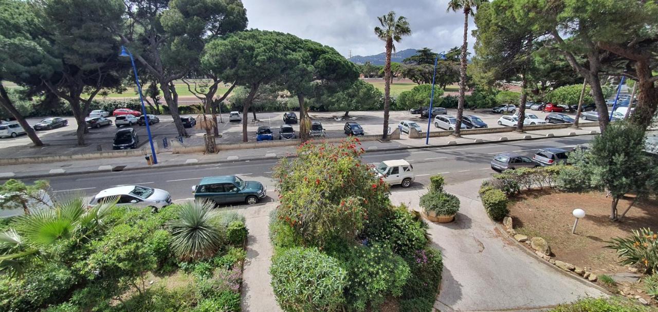 L'Etoile Sous Les Pins - La Loge Apartment Hyeres Luaran gambar